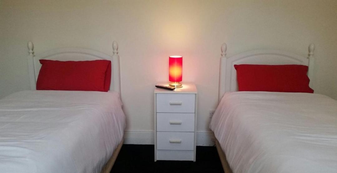 Cozy Haven Grafton Hotel Bedford Buitenkant foto