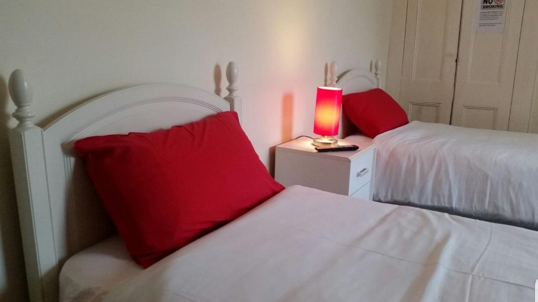 Cozy Haven Grafton Hotel Bedford Buitenkant foto